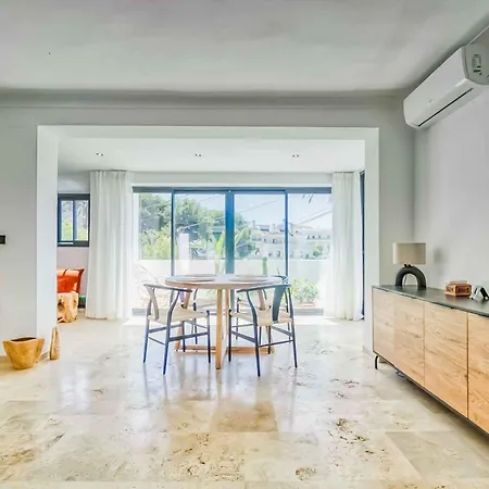 Casa Roble Villa