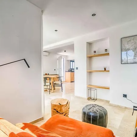 Casa Roble פואנגירולה